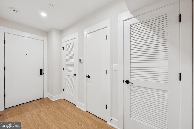 Building Photo - 2134 Wisconsin Ave NW