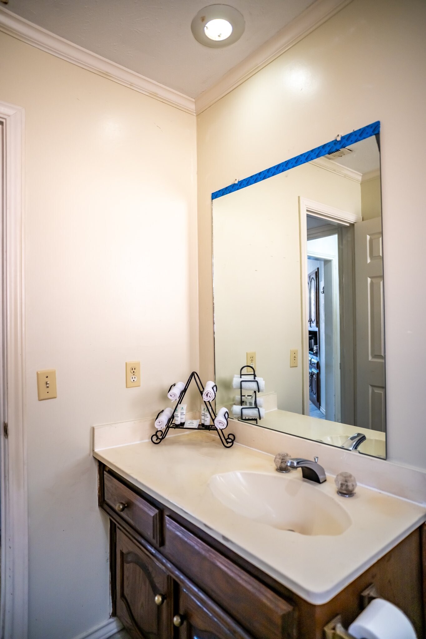 Building Photo - 3706 Bishop Hill Dr