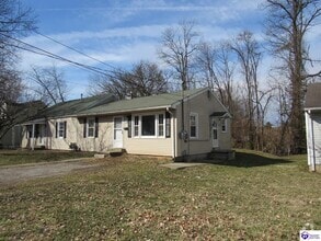 Building Photo - 514 Henry St
