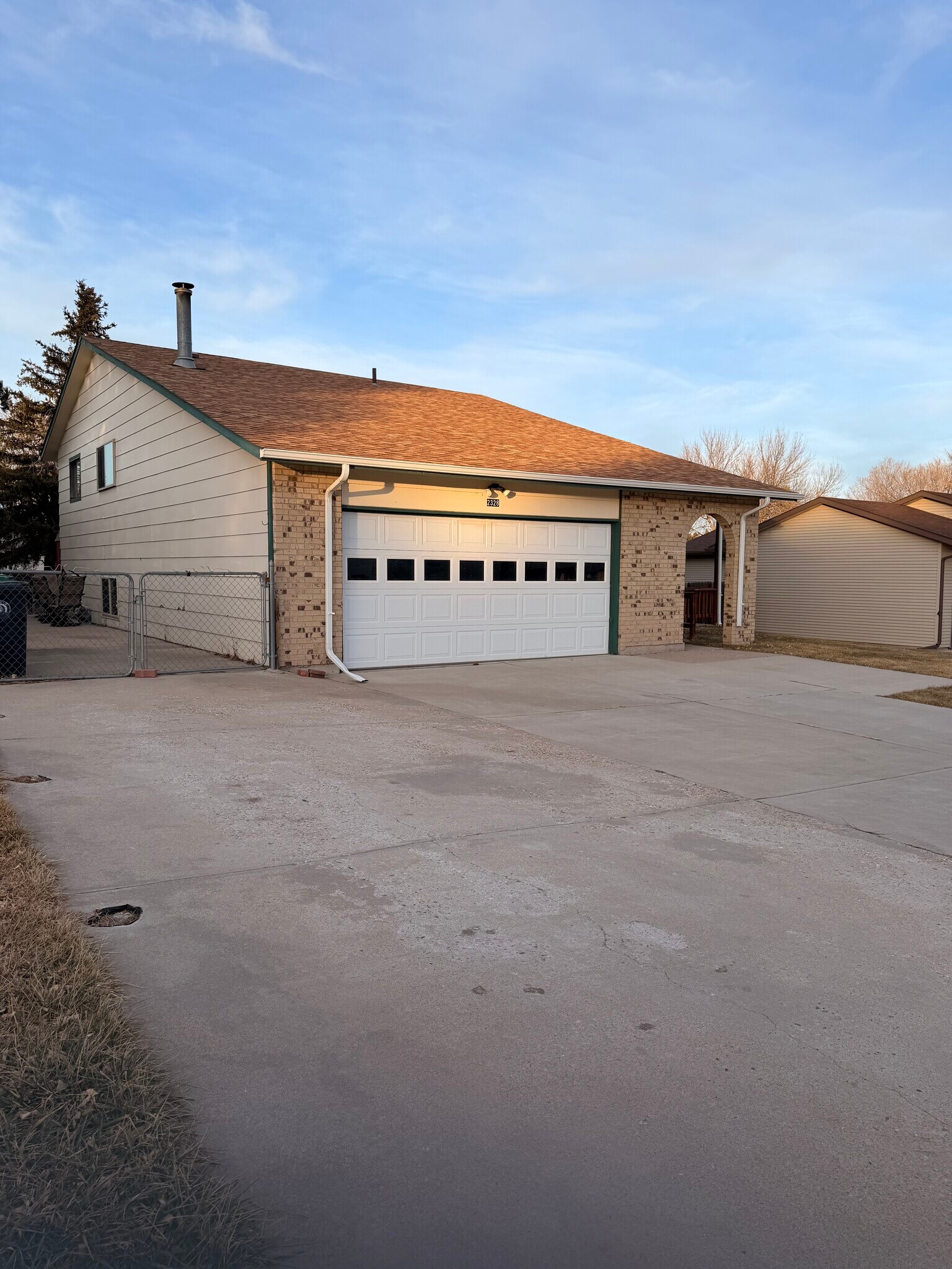 Building Photo - 2328 Apache St