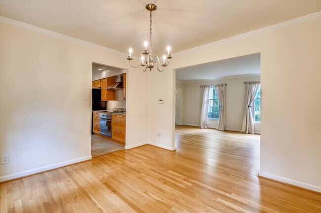 Building Photo - 11200 Powder Horn Dr