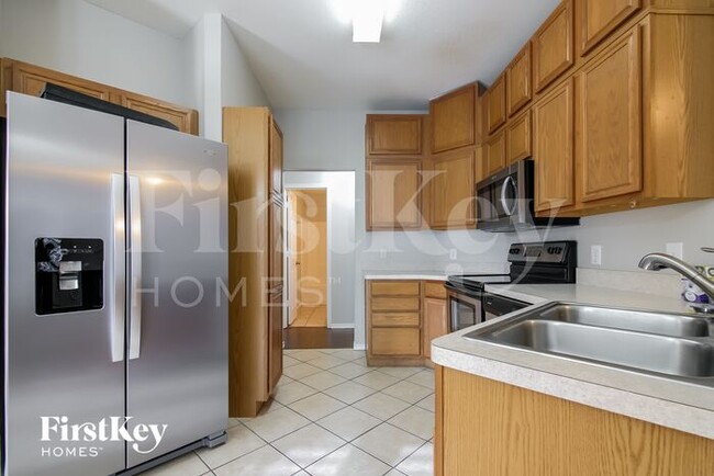 Building Photo - 1723 Ryanfeld Dr