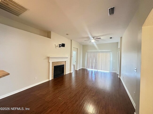 Building Photo - 3732 Briar Ln