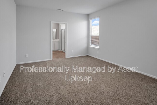 Building Photo - 5504 Gold Pond Dr