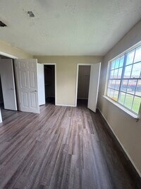Building Photo - 176 Goodson Dr
