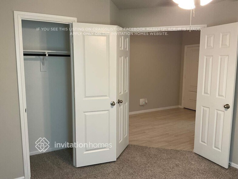 Building Photo - 422 Lubbock Dr