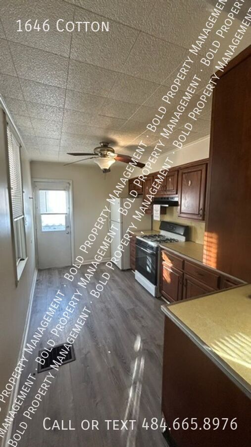 Building Photo - 1646 Cotton-