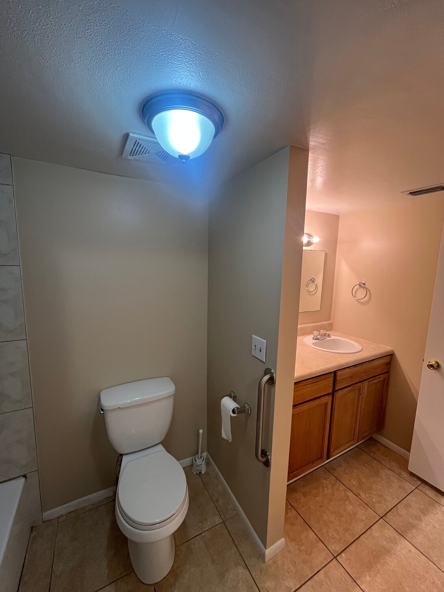 Bathroom - 300 Cherokee Ct