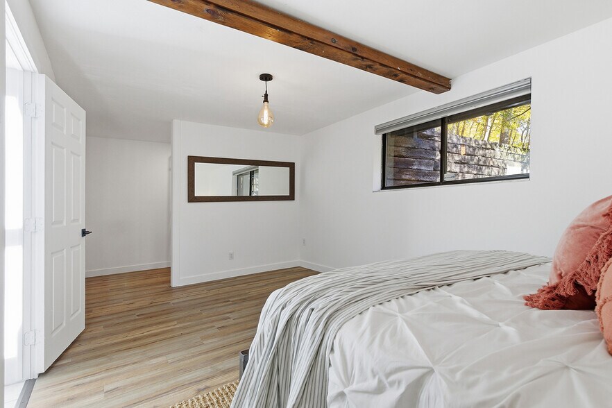 Building Photo - 1 Myrtle Hill Rd