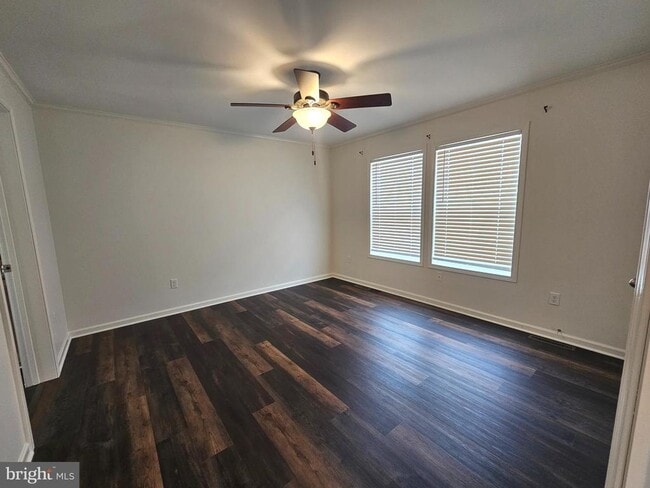 Building Photo - 86 Metz Dr