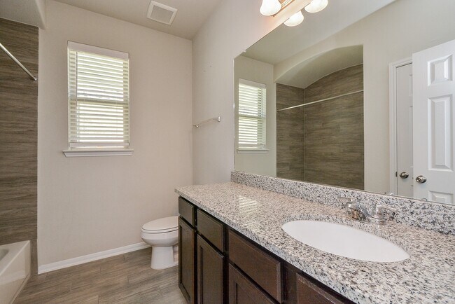 Building Photo - 14615 Sycamore Side Wy