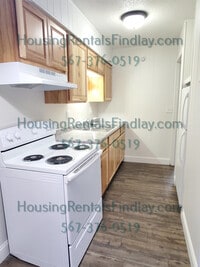 Building Photo - 128 E Foulke Ave