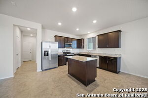 Building Photo - 7327 Tradinghouse Ln