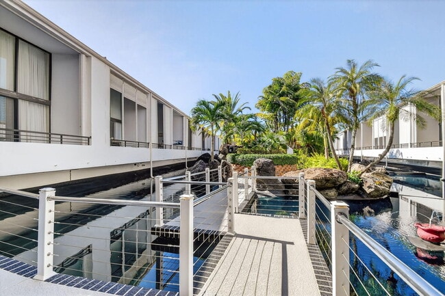 Building Photo - 3589 S Ocean Blvd