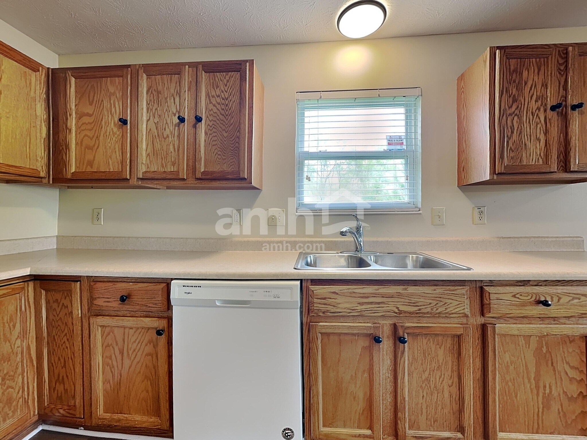 Building Photo - 200 Hedgington Ct