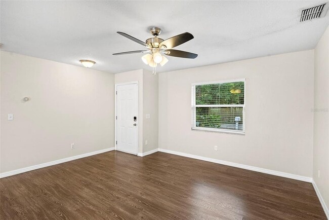 Building Photo - 6601 N Elizabeth St