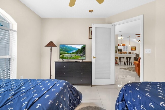 Building Photo - 308 A St