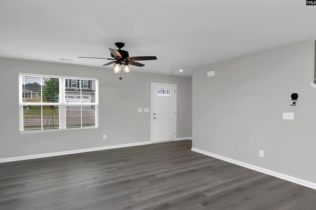 Building Photo - 3041 Blue Brook Ln