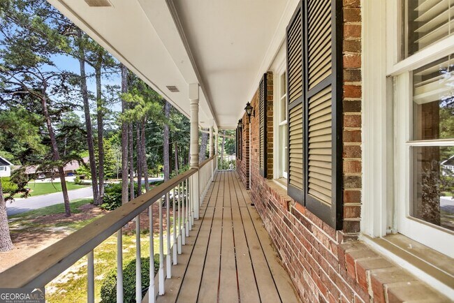 Building Photo - 4854 Springfield Dr