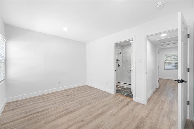 Building Photo - 255 37th St N