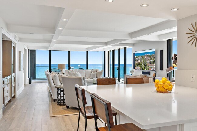 Building Photo - 100 S Beach Rd