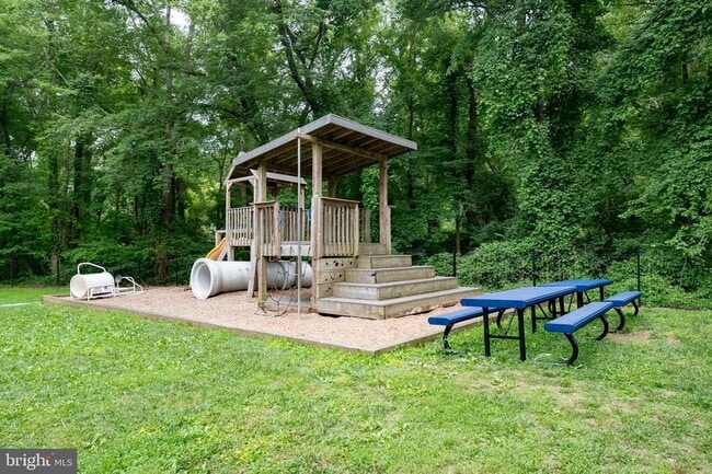 Building Photo - 2227 Glasgow Rd