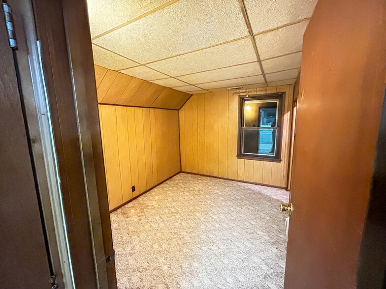 Building Photo - 106 Warsaw St