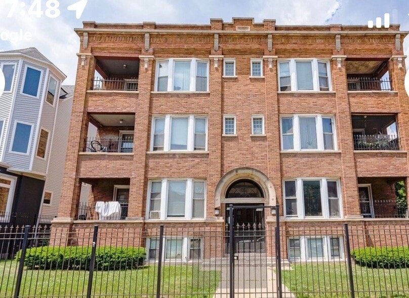Building Photo - 7236 S Jeffery Blvd