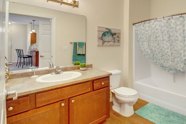 Prairie Pines Bathroom - Prairie Pines at the Ridge