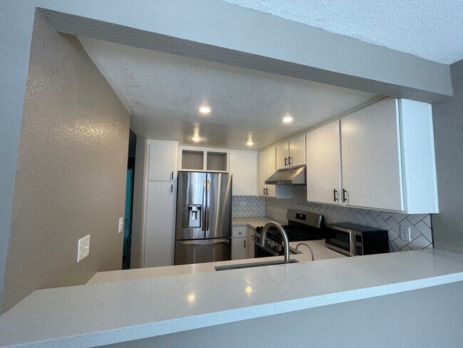 Building Photo - 1442 Brett Plz