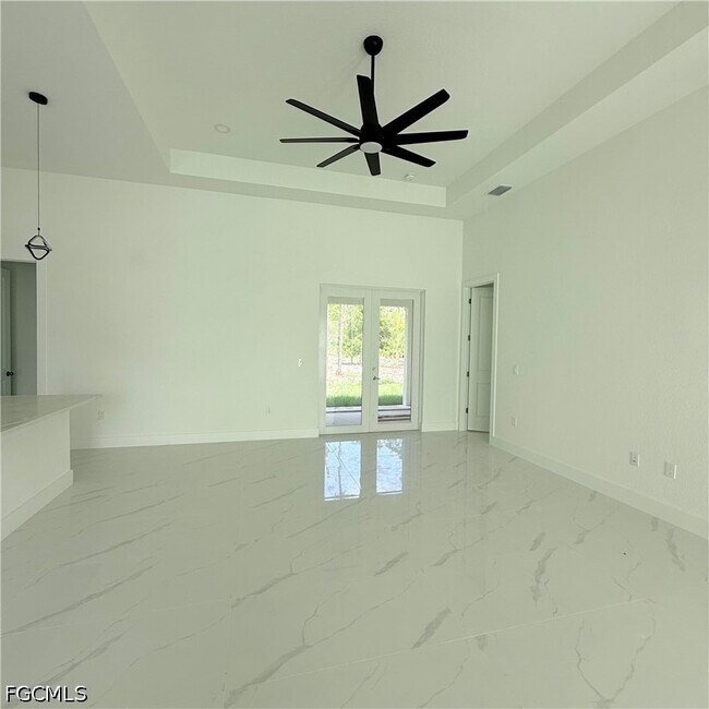 Building Photo - 208 Johns Ave