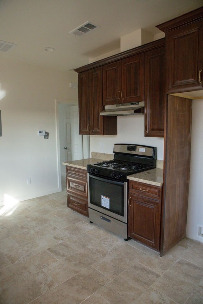 Building Photo - Newly built in El Monte