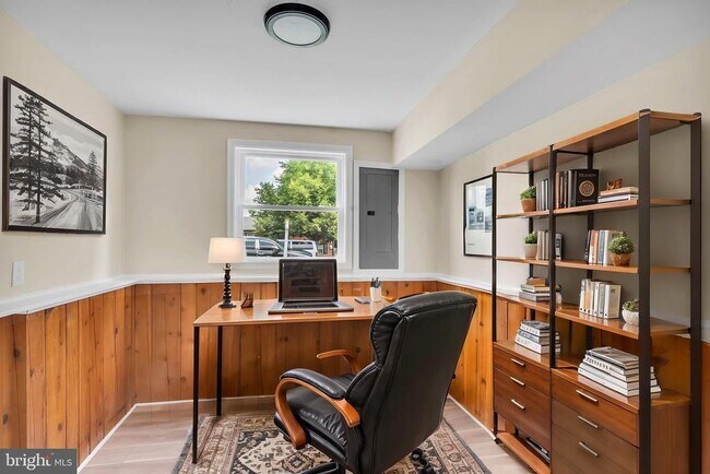 Building Photo - 7536 Abbington Dr