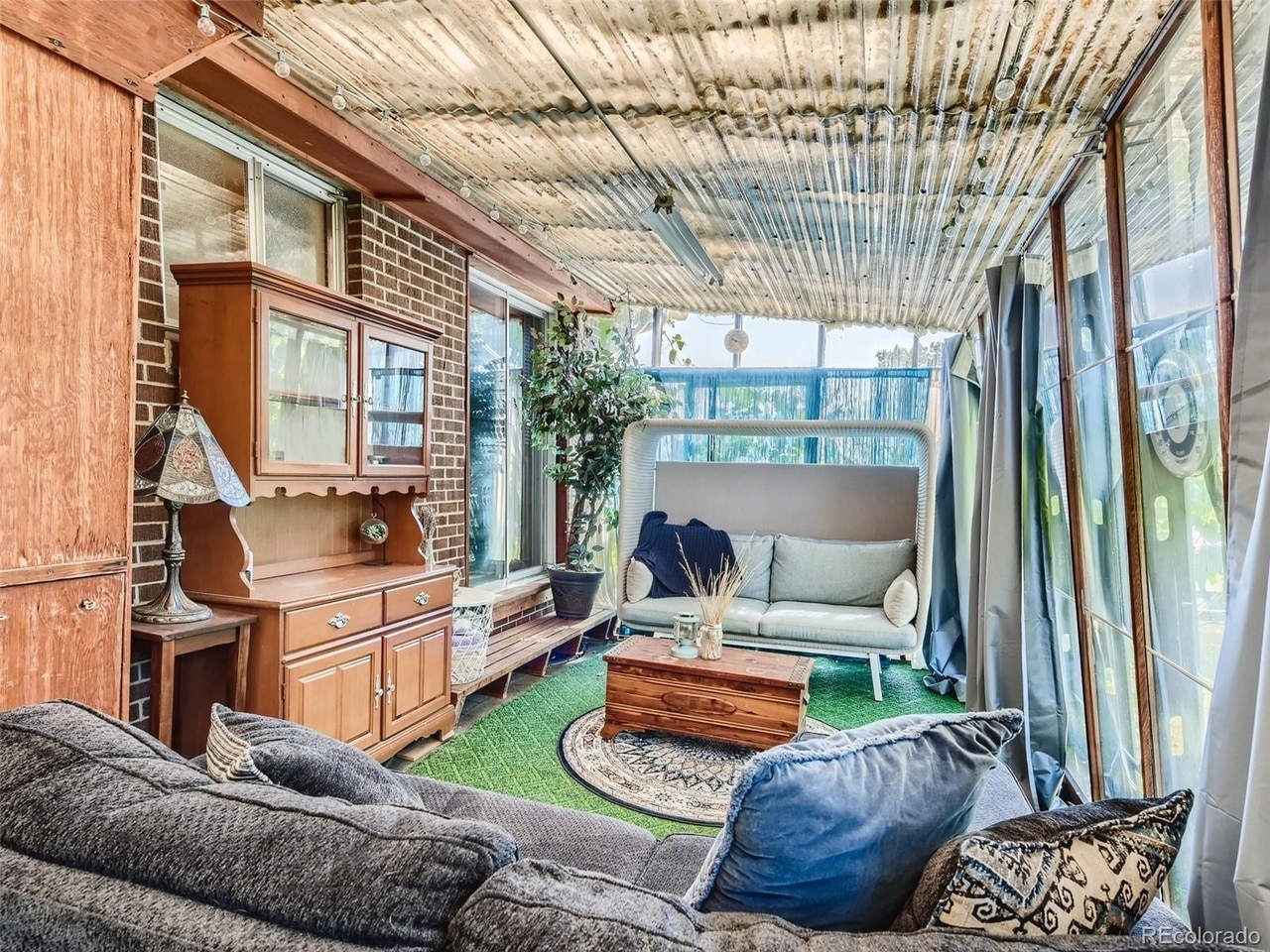 Solarium - 12472 W Mississippi Ave