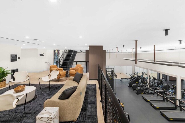 Building Photo - 225 N Miami Ave