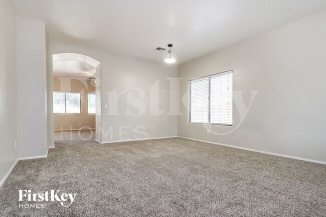 Building Photo - 14524 W Evans Dr