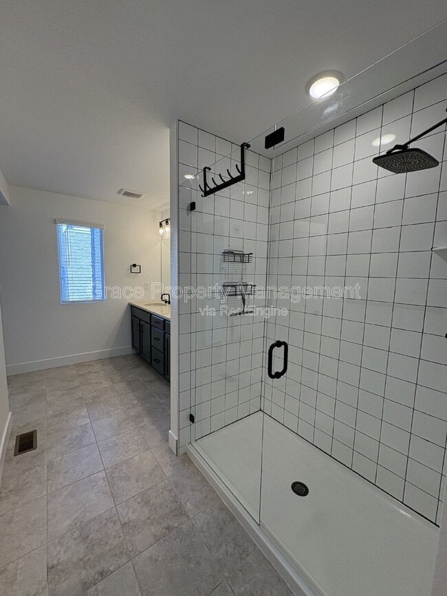 Building Photo - 2657 W 68th Pl