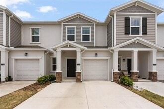 Building Photo - 2716 Pierr St