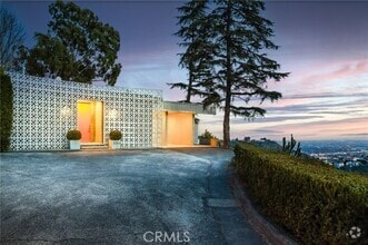 Building Photo - 2744 Cardwell Pl