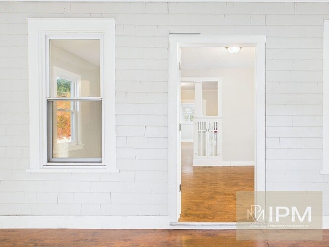 Building Photo - Beautiful 3 Bedroom, 1.5 Bath Home in Pott...