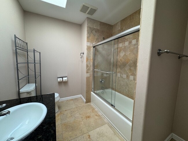 Building Photo - 4467 Castlerock Dr