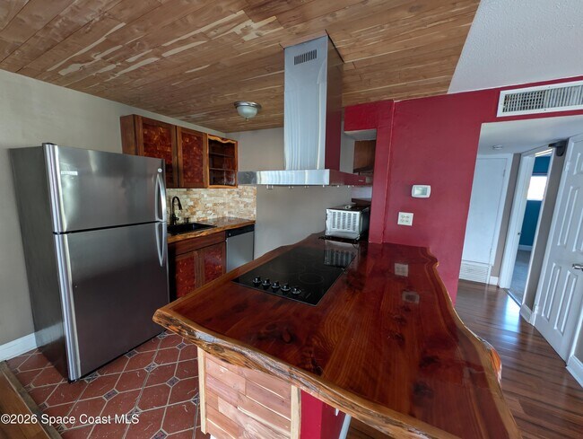 Building Photo - 180 Minna Ln