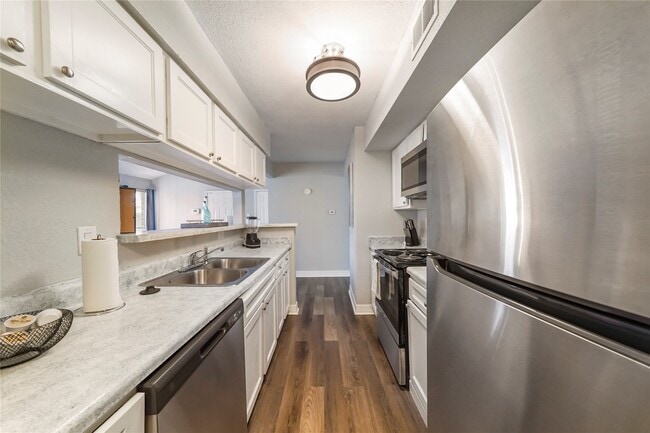 Building Photo - 7200 T C Jester Blvd