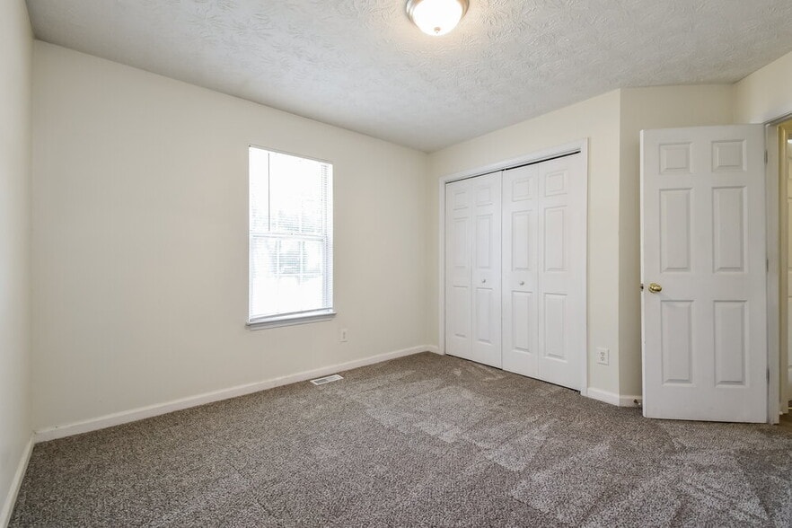 Building Photo - 976 Masters Ln