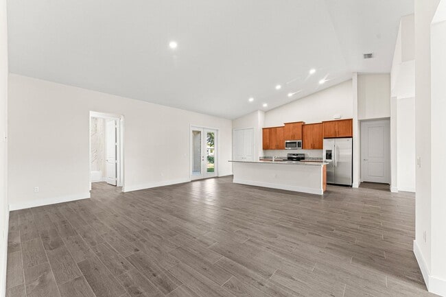 Building Photo - 15235 Tangelo Blvd