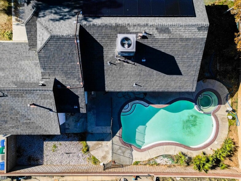 Building Photo - 837 Sunrise Ct