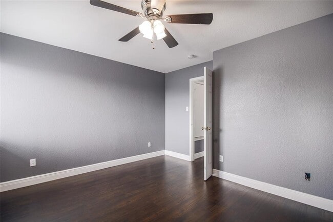 Building Photo - 2721 Crimson Sky Ct