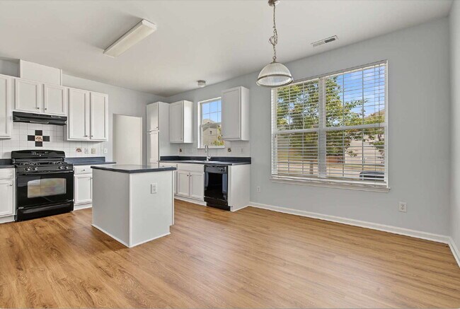 Building Photo - Four-Bedroom Home in Knightdale
