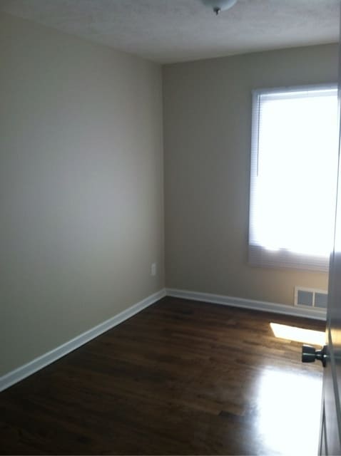 Building Photo - Beautiful Ralston 3 Bedroom Home Across fr...
