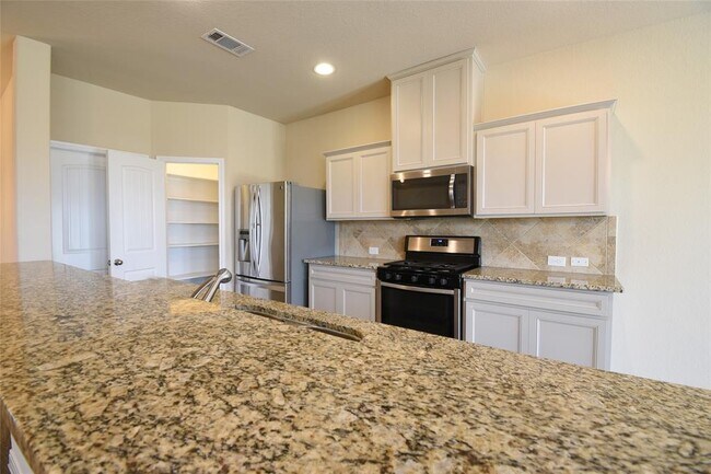 Building Photo - 2315 Windy Sail Dr